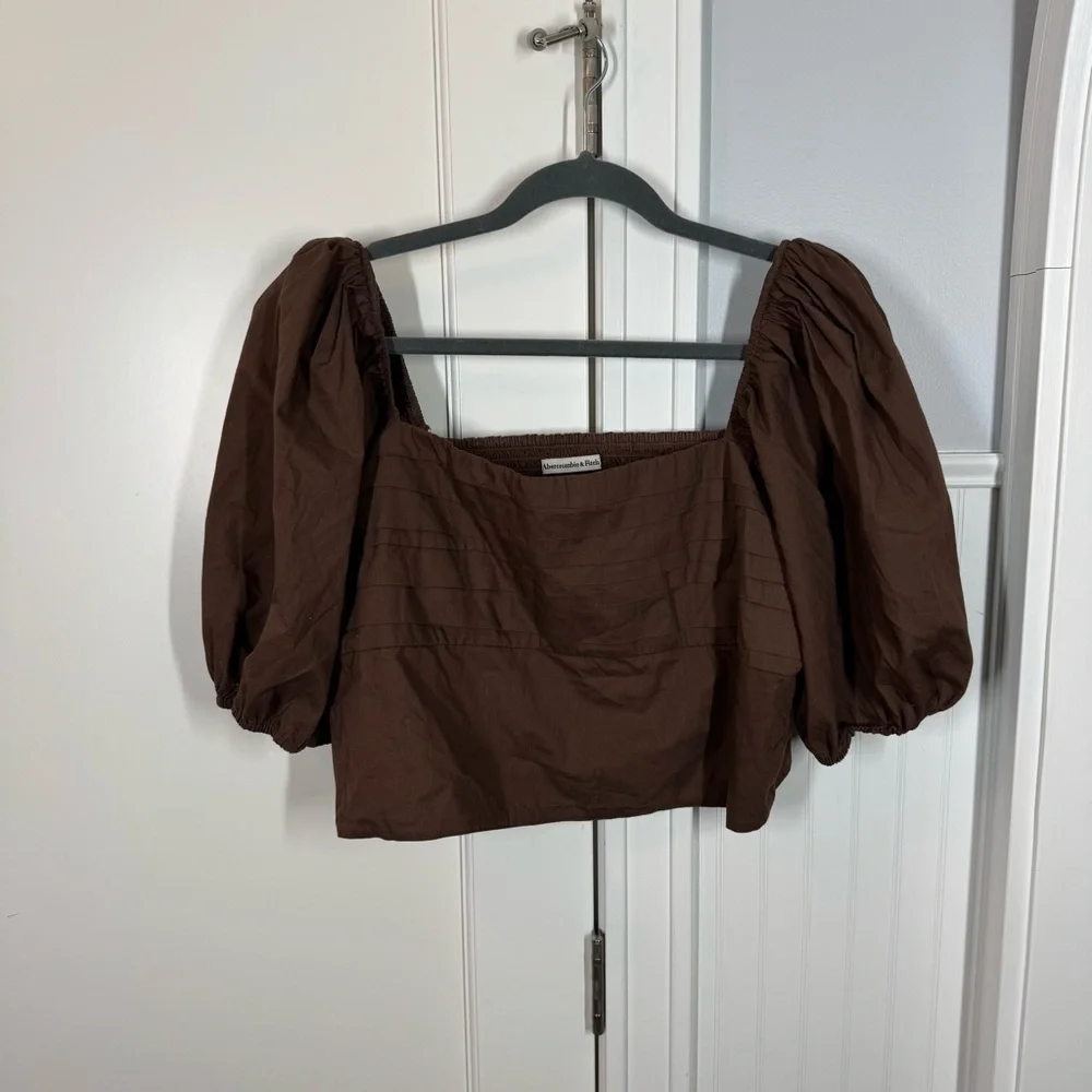 Abercrombie & Fitch cotton Puff Sleeve Smocked Back‎ Crop Top Brown Size XL